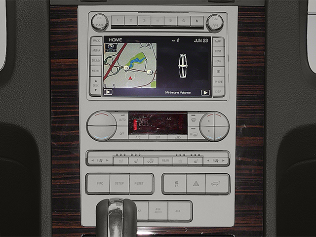 2014 Lincoln Navigator L Base