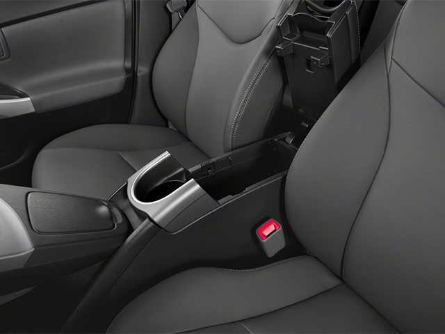 2014 Toyota Prius Plug-in Base