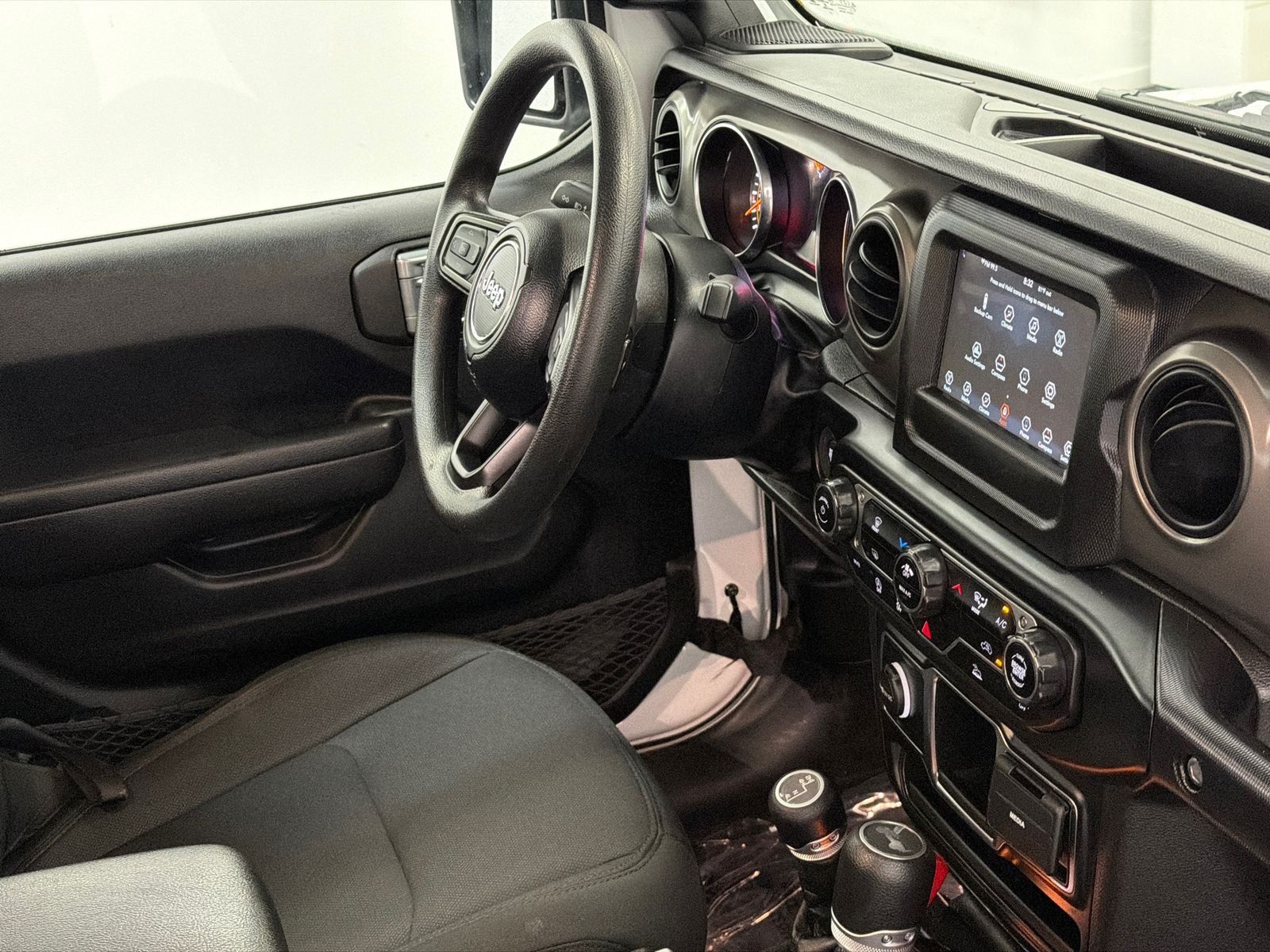 2022 Jeep Wrangler Sport