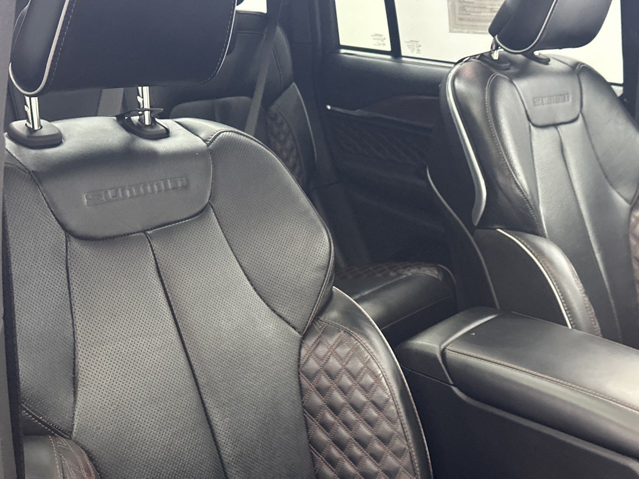 2023 Jeep Grand Cherokee Summit