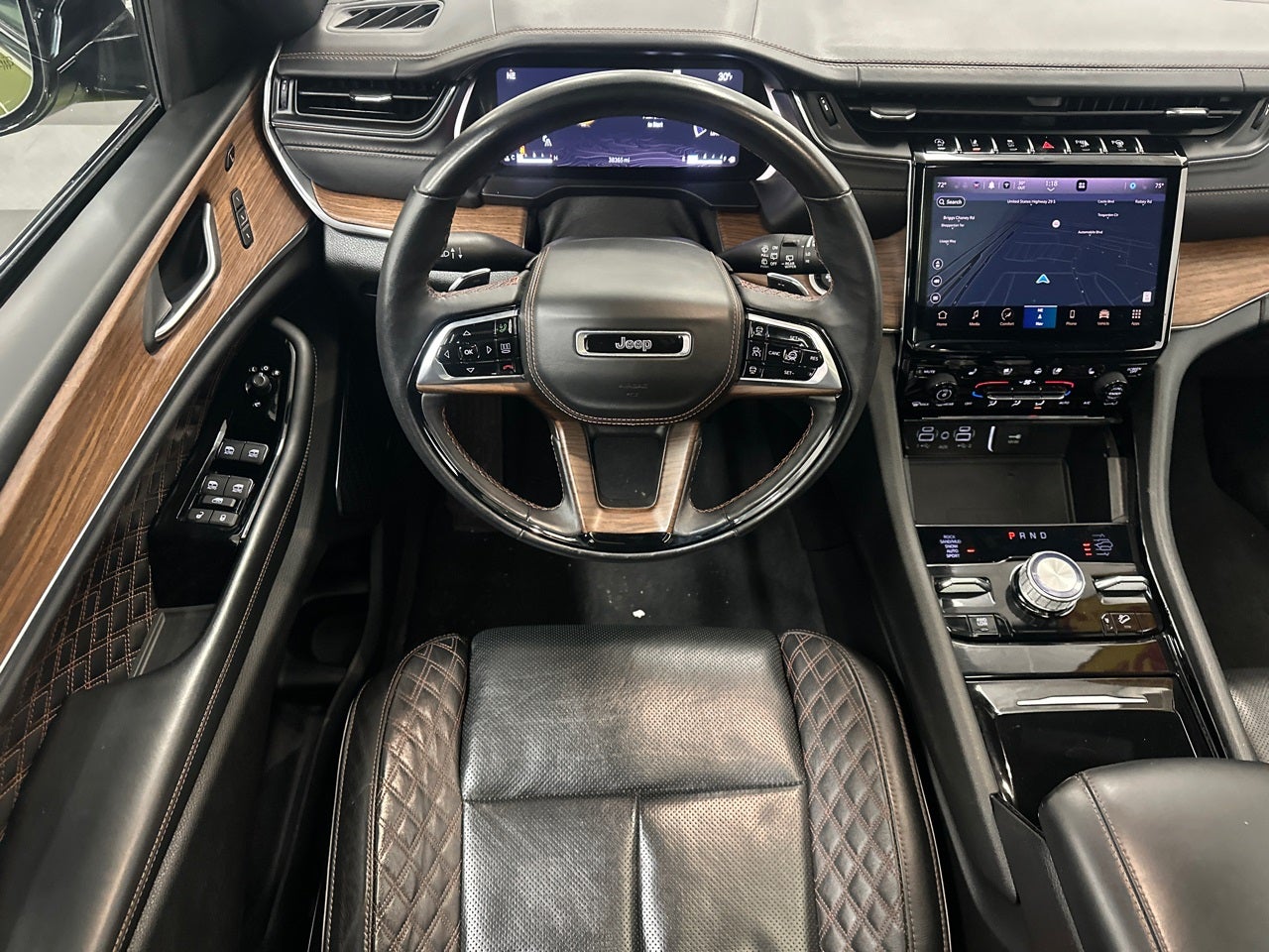 2023 Jeep Grand Cherokee Summit