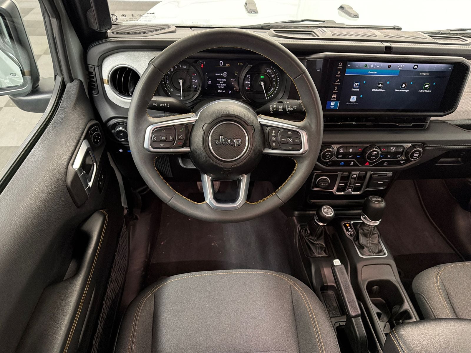 2024 Jeep Wrangler Sahara 4xe