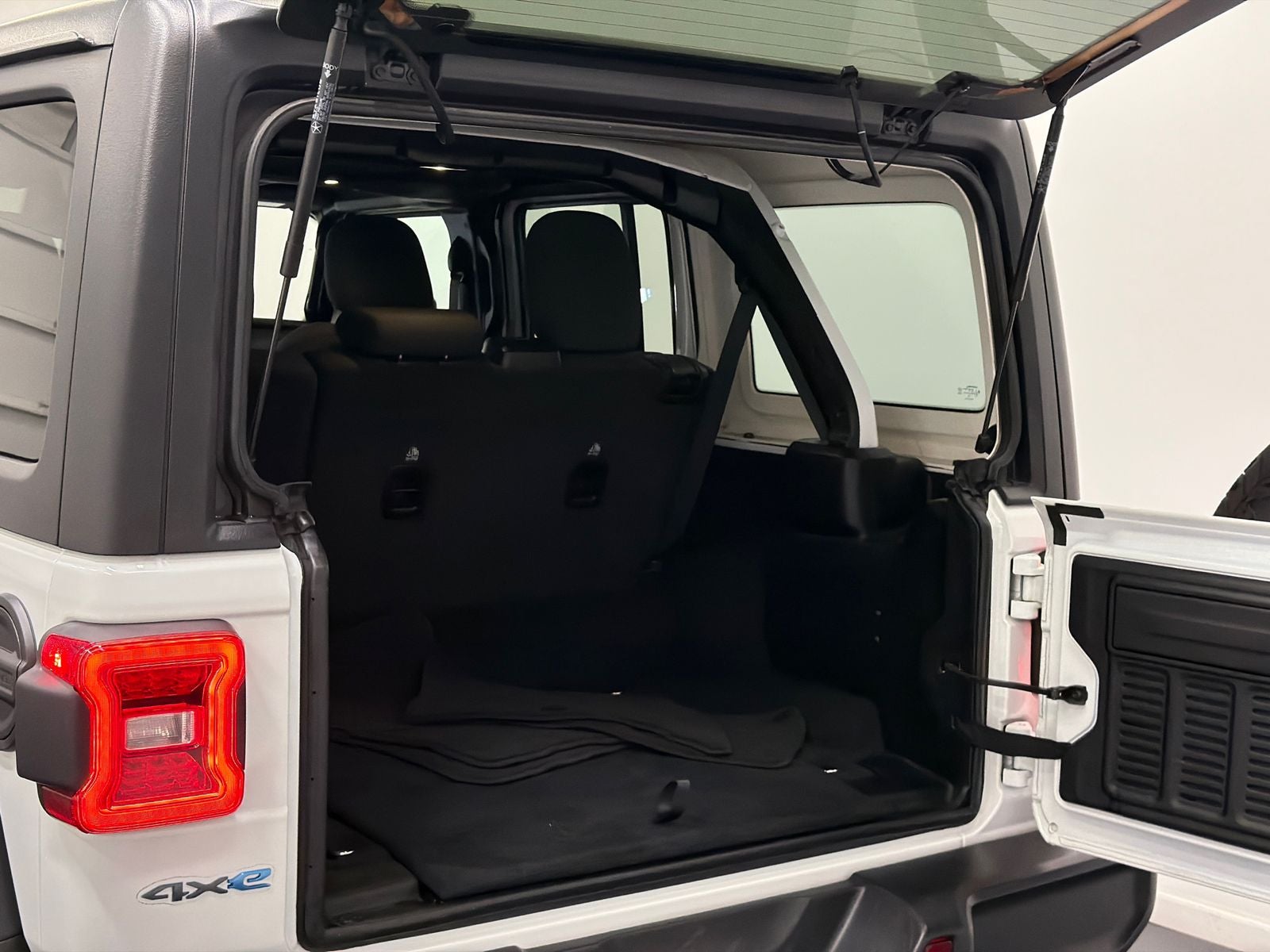 2024 Jeep Wrangler Rubicon 4xe