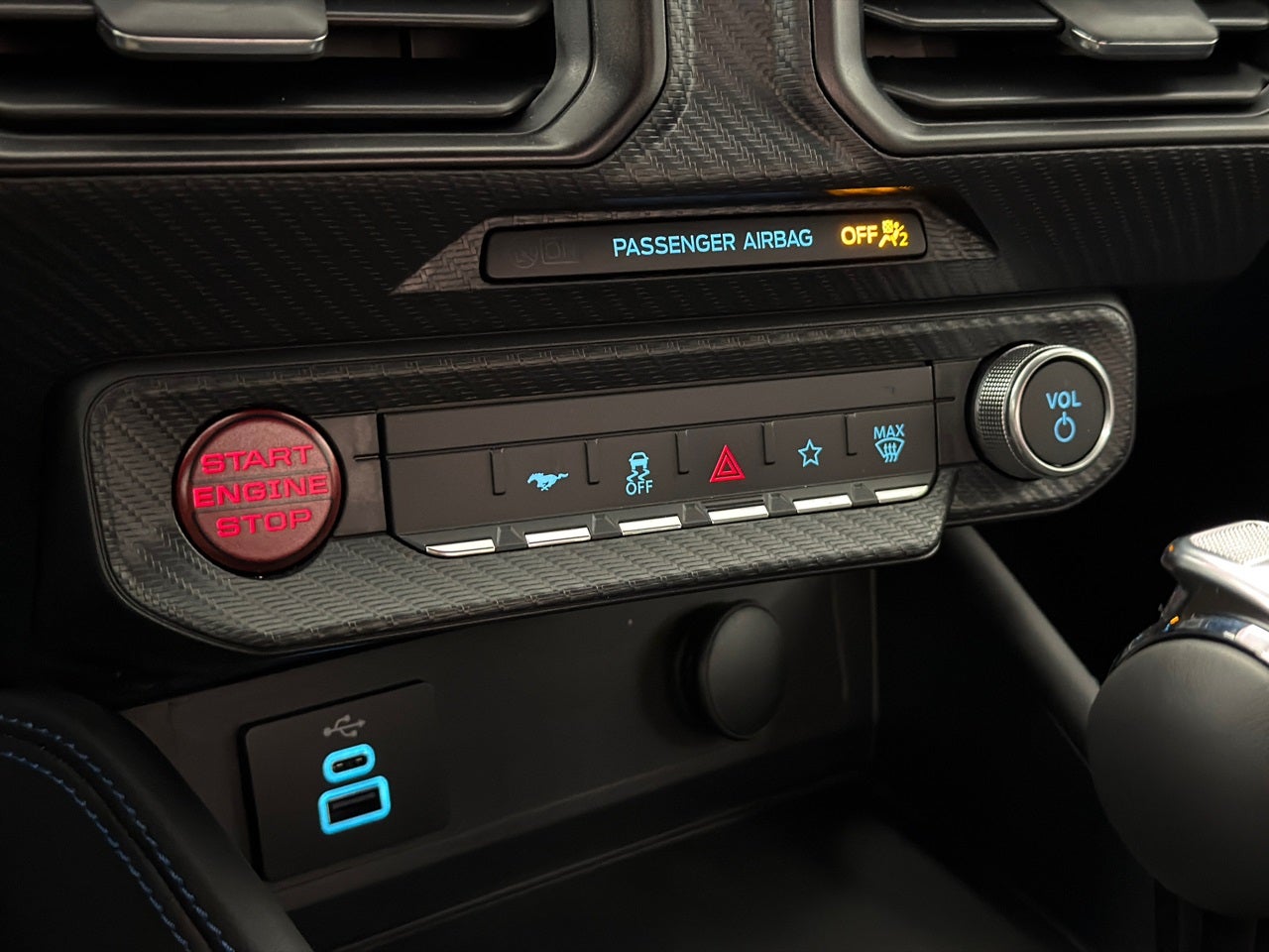 2026 Ford Mustang Dark Horse