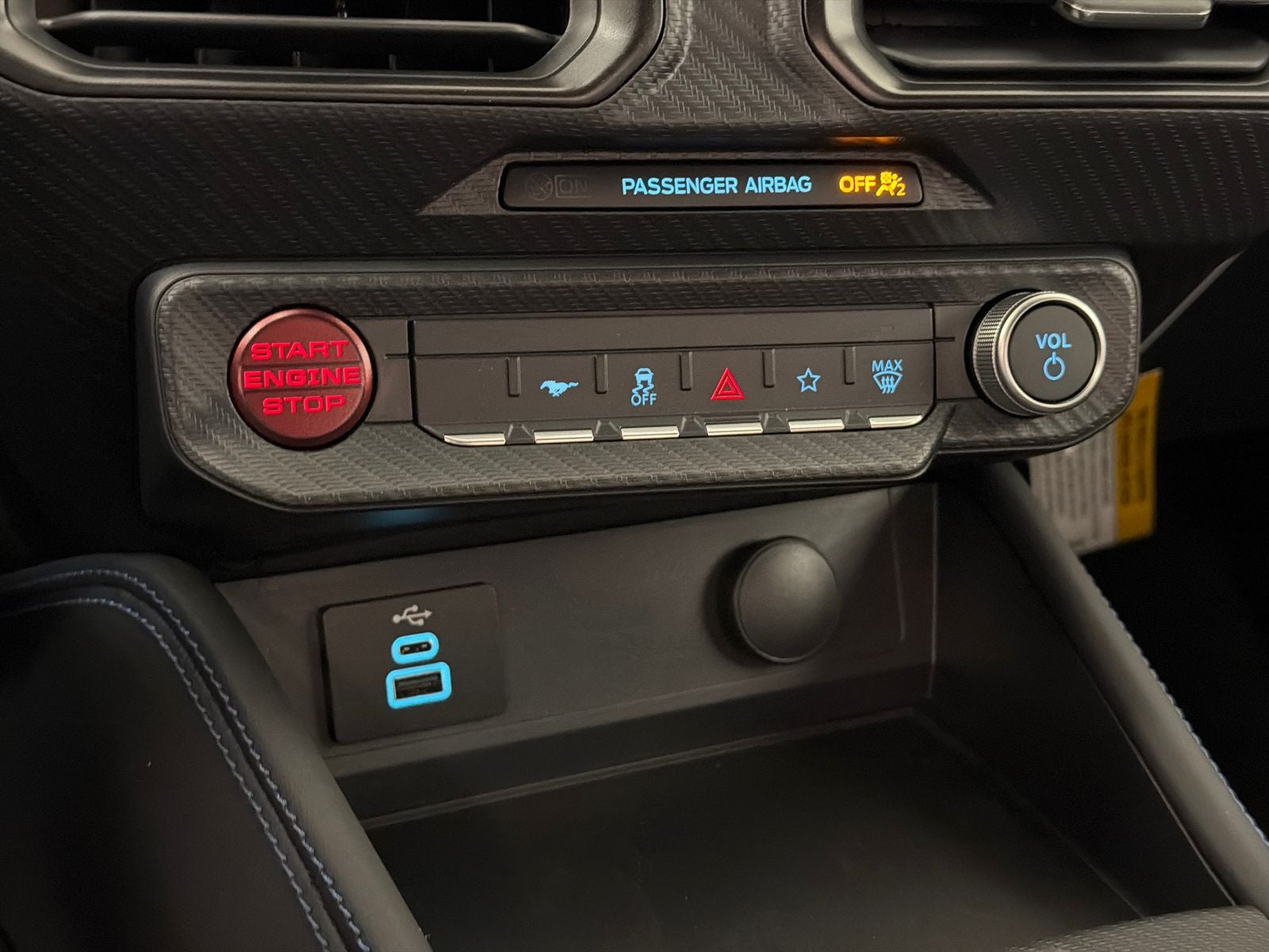 2026 Ford Mustang Dark Horse