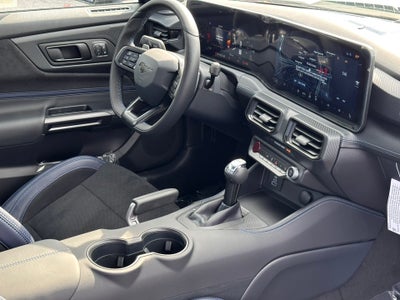 2025 Ford Mustang Dark Horse