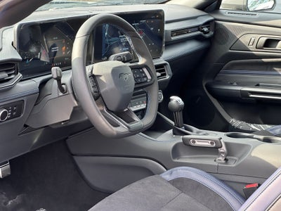 2025 Ford Mustang Dark Horse