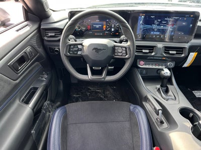 2025 Ford Mustang Dark Horse