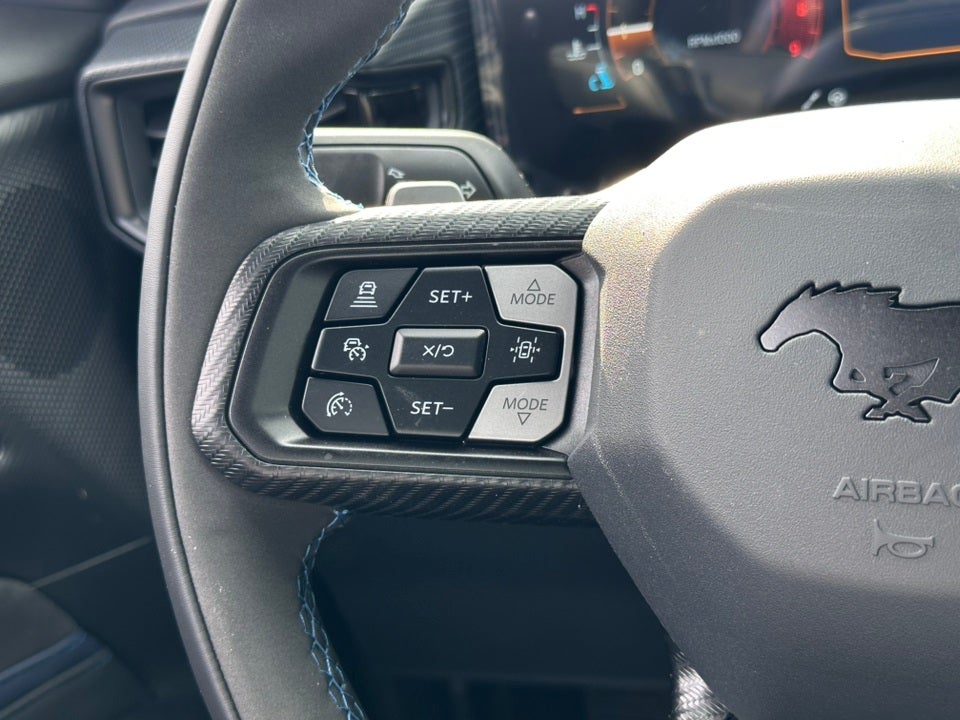 2025 Ford Mustang Dark Horse