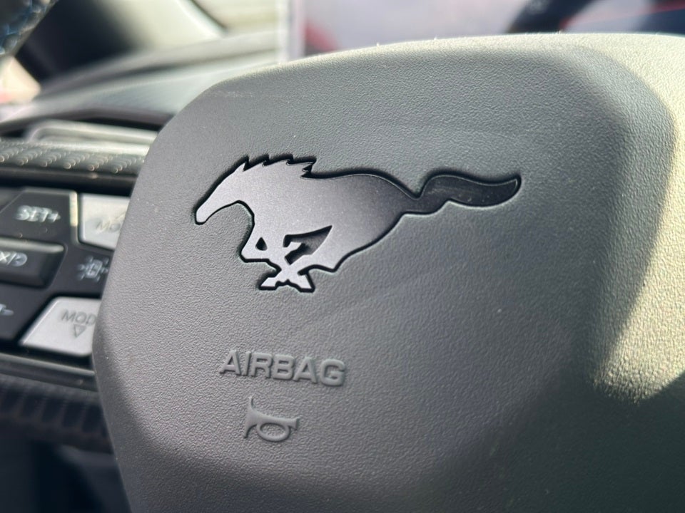 2025 Ford Mustang Dark Horse