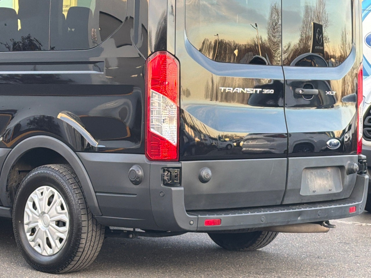2024 Ford Transit-350 XLT
