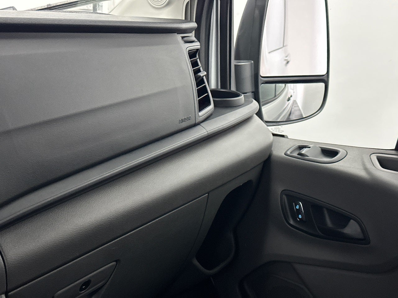 2022 Ford Transit-350 XLT