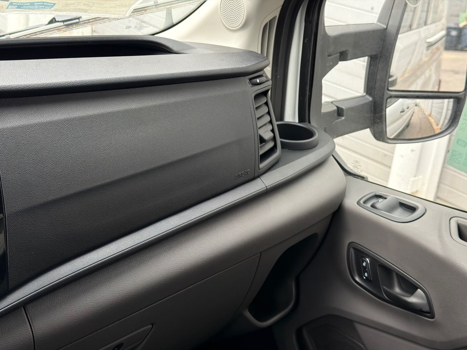 2026 Ford Transit-350 XLT