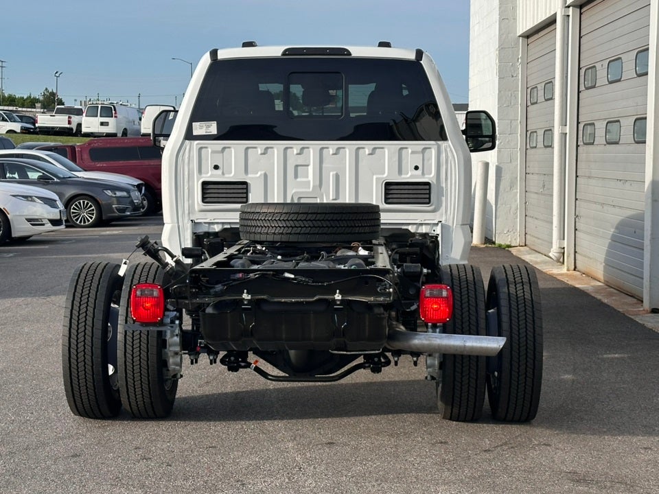 2025 Ford F-450SD Reading Service Body