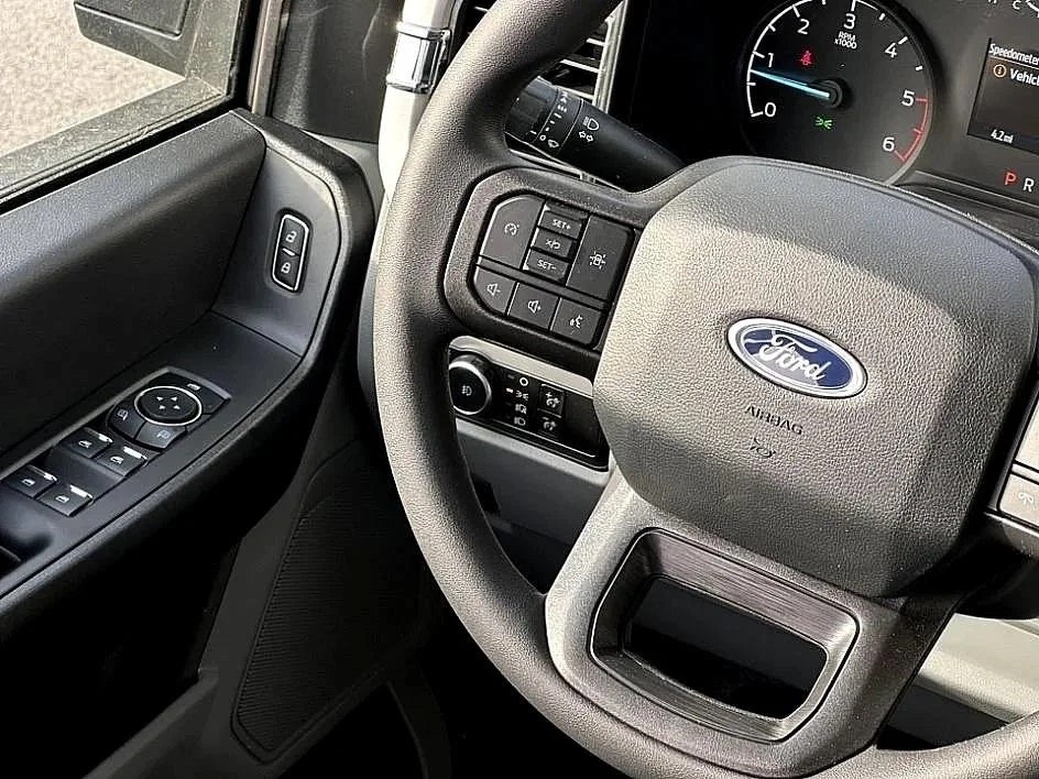 2025 Ford F-550SD PJs Service Body