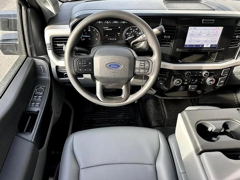 2025 Ford F-550SD PJs Service Body