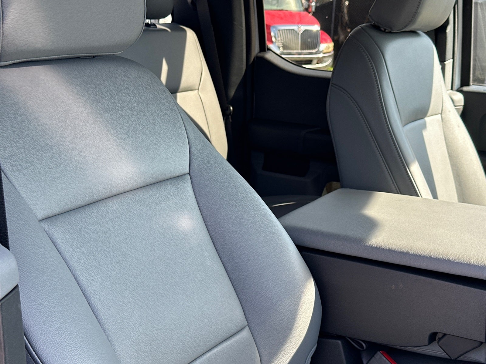 2025 Ford F-550SD PJs Service Body with Ladder Rack