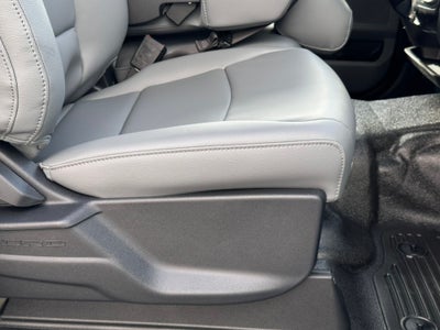 2025 Ford F-550SD Reading Service Body