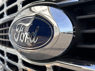 2025 Ford F-550SD Reading Service Body