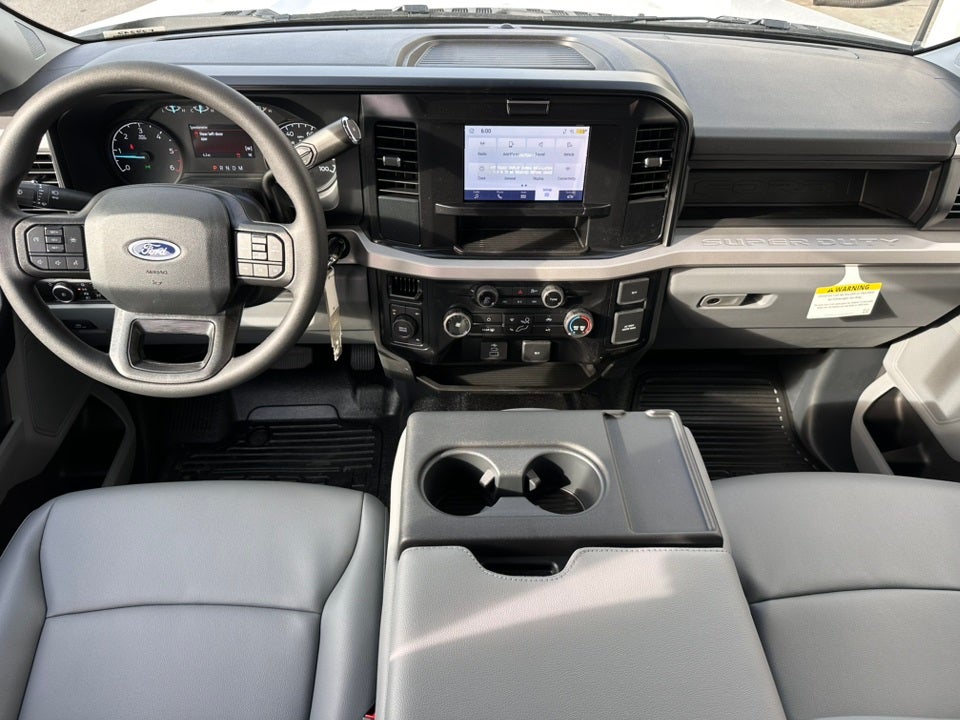 2025 Ford F-550SD Reading Service Body