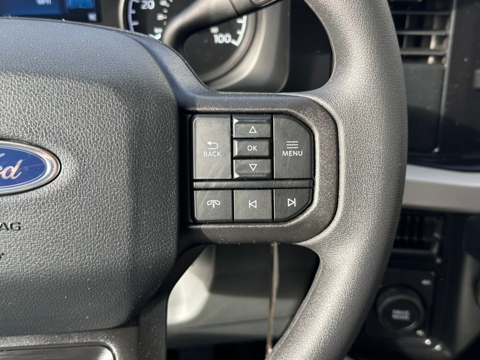 2025 Ford F-550SD Reading Service Body