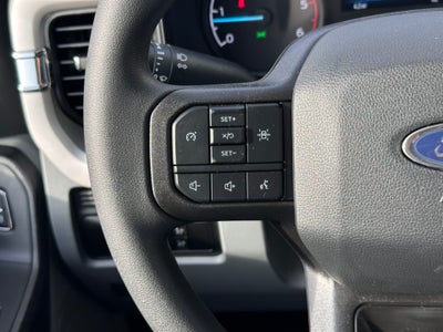 2025 Ford F-550SD Reading Service Body