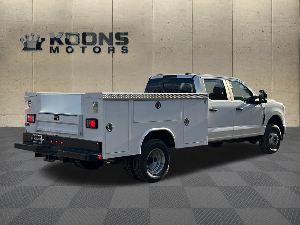2026 Ford F-350SD PJs Service Body