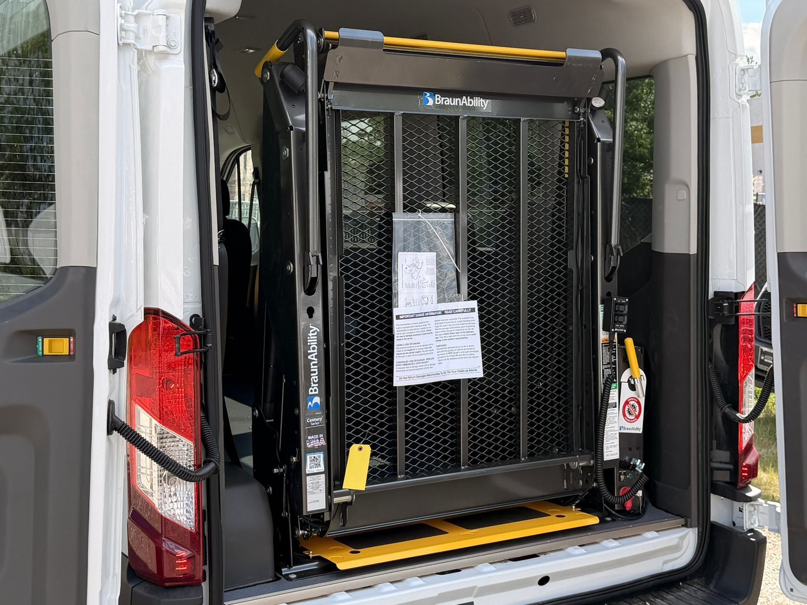 2026 Ford Transit-350 XL