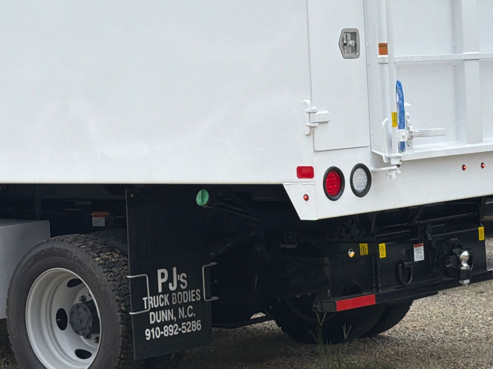 2026 Ford F-550SD XL DRW PJs 12' Chipper Body