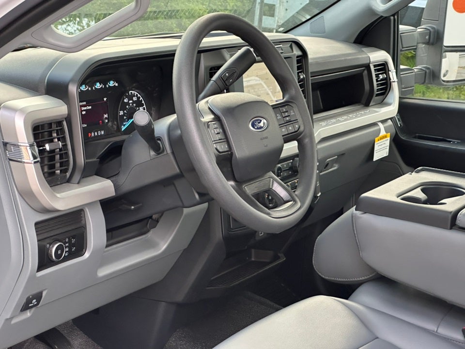 2024 Ford F-600SD Knapheide Service Body