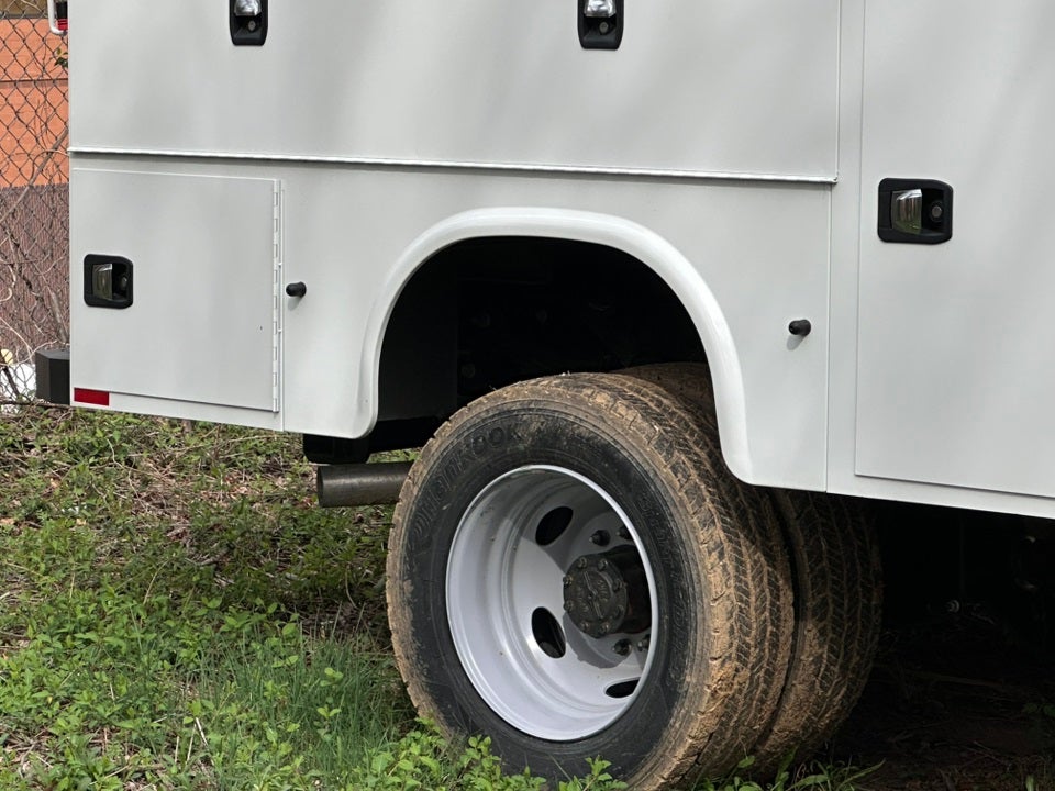 2024 Ford F-600SD Knapheide Service Body