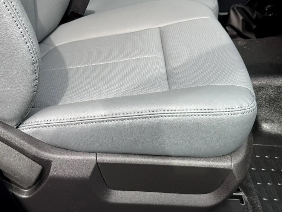 2026 Ford F-650SD Morgan 26 Foot Box Truck