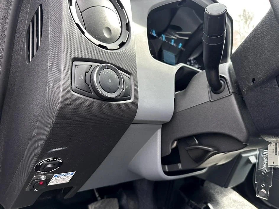 2026 Ford F-650SD Morgan 26 Foot Box Truck