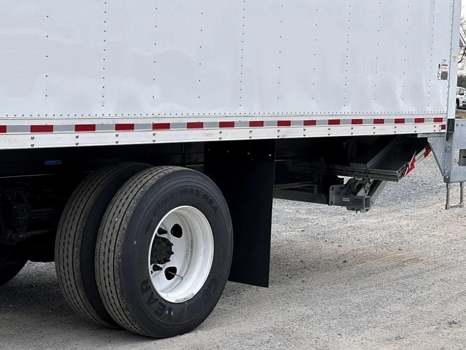 2026 Ford F-650SD Morgan 26 Foot Box Truck