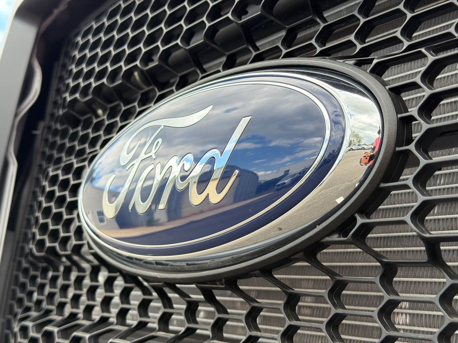2027 Ford F-750SD Base