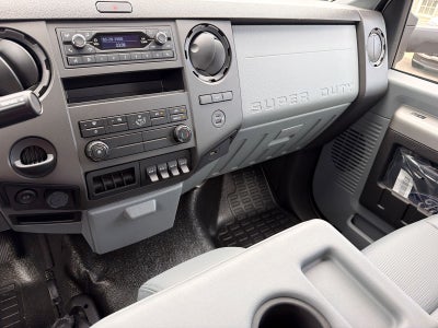2027 Ford F-750SD Base