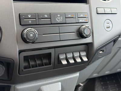 2027 Ford F-750SD Base