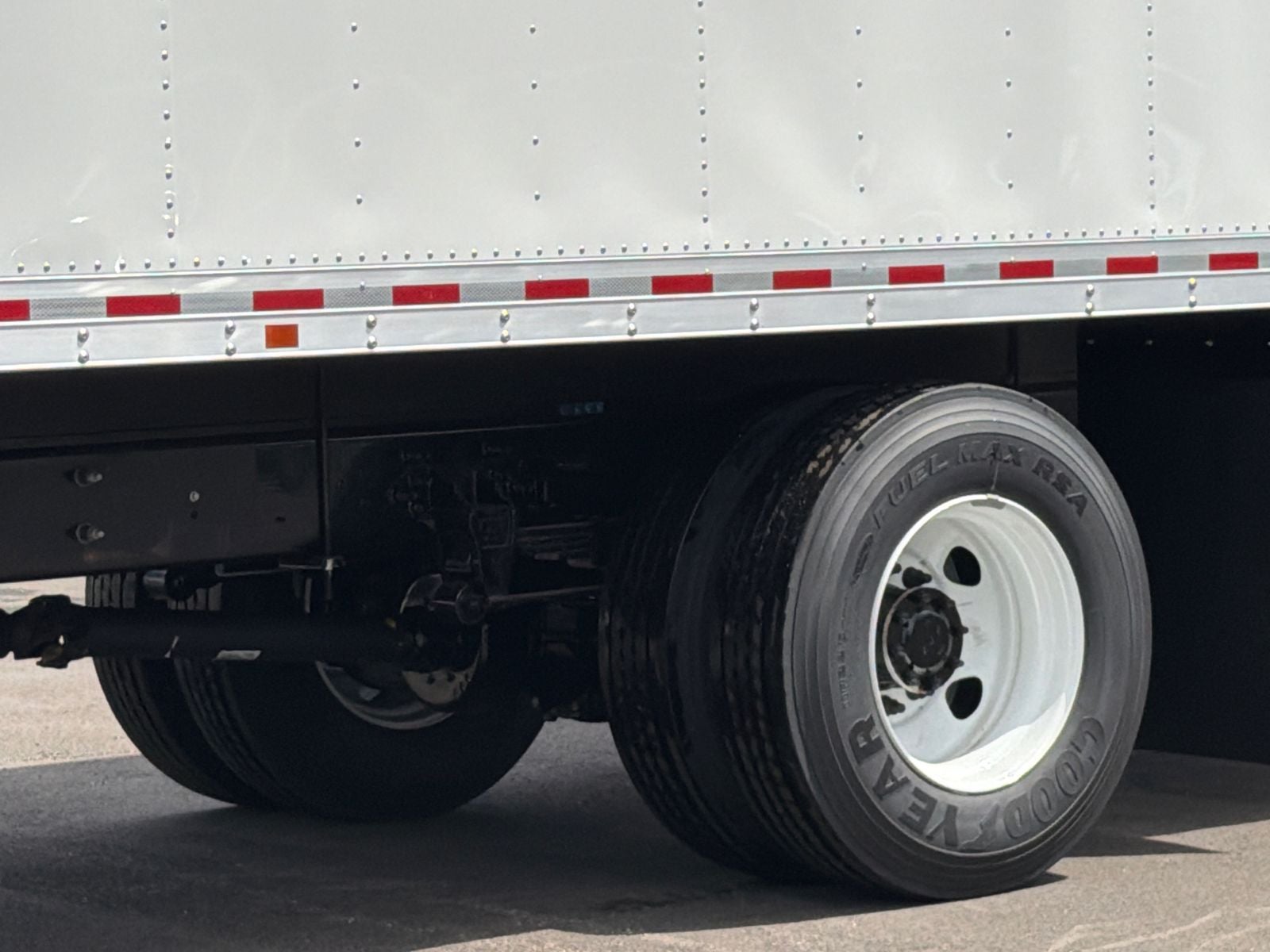 2027 Ford F-750SD Base