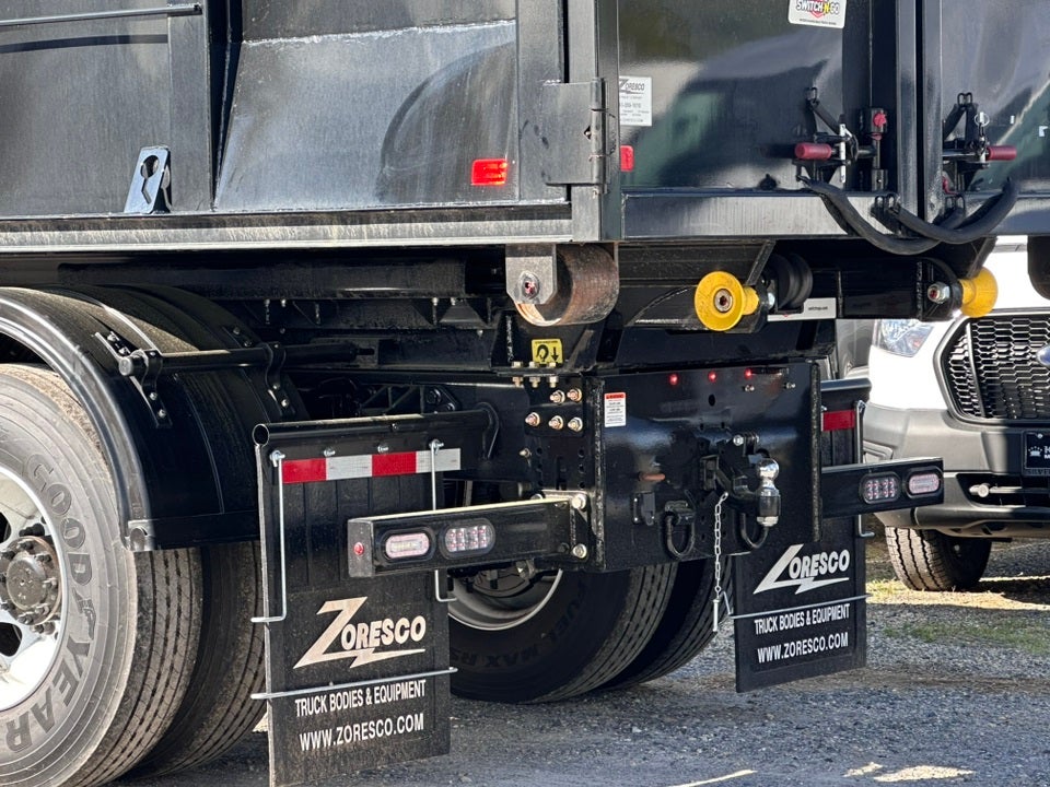 2025 Ford F-750SD Zoresco Switch n Go Body