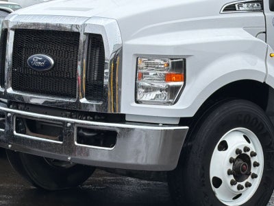 2022 Ford F-650SD Base
