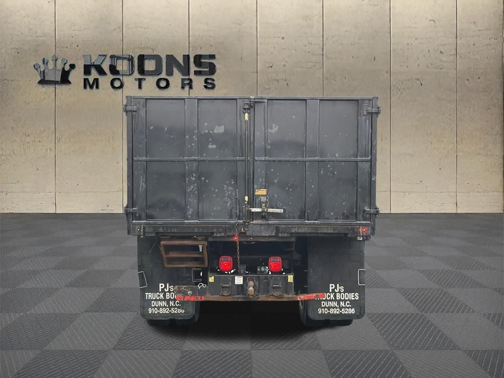 2022 Ford F-650SD Base