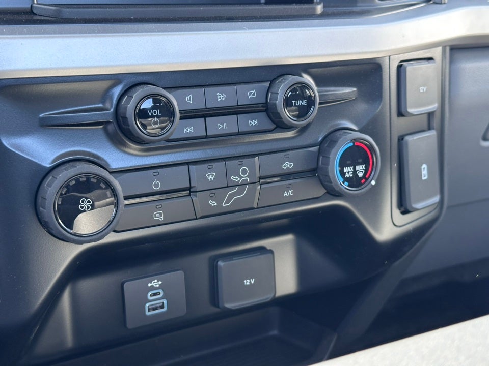 2024 Ford F-350SD XL 145 WB