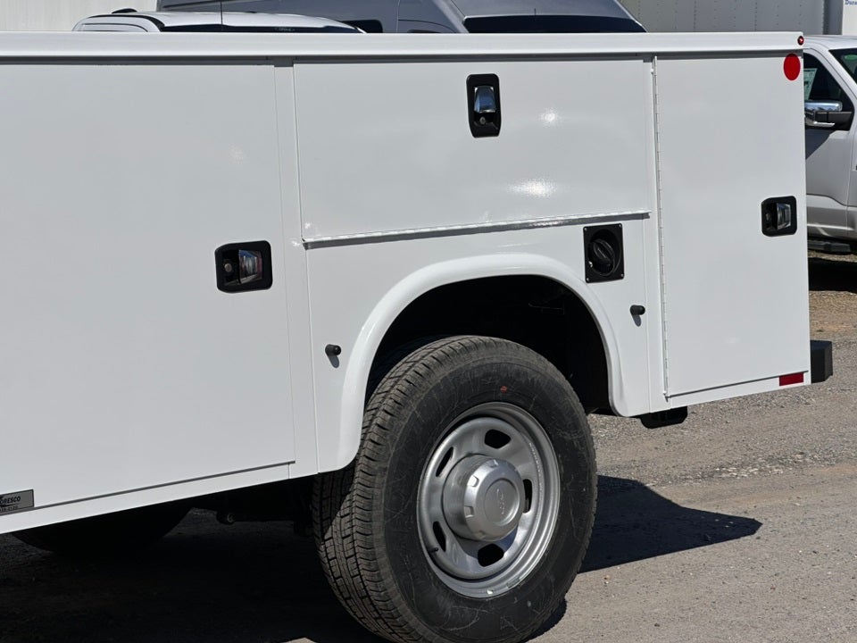 2024 Ford F-350SD XL 145 WB