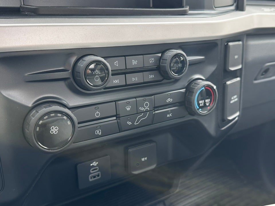 2024 Ford F-550SD Knapheide Stake Body