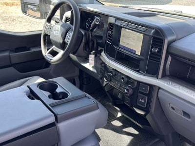 2024 Ford F-550SD Knapheide Platform Body