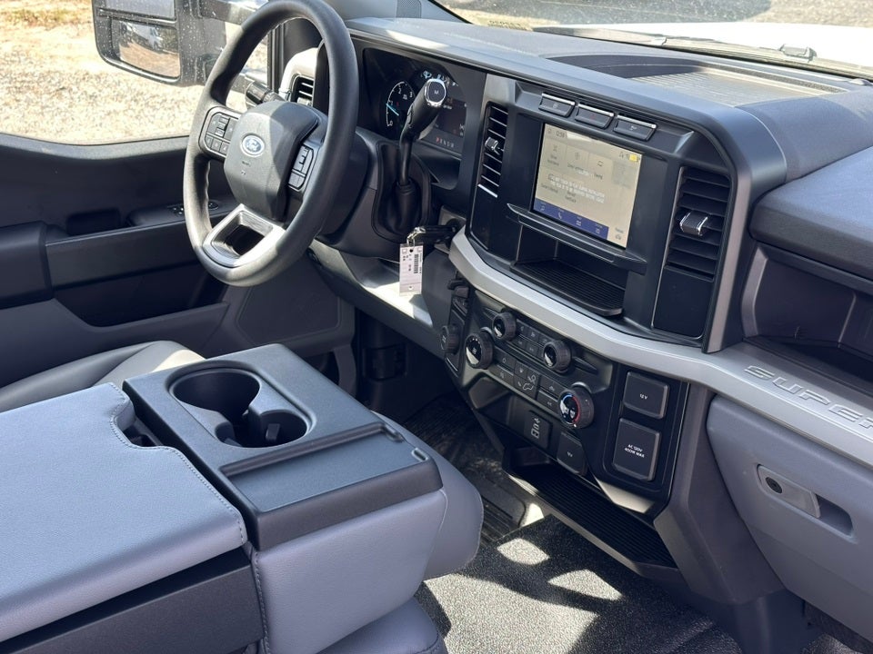 2024 Ford F-550SD Knapheide Platform Body