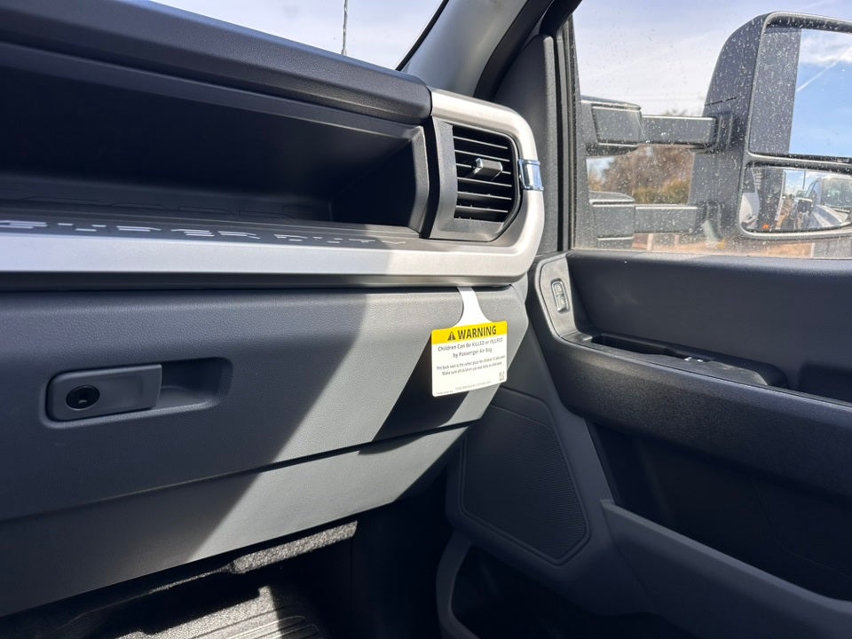 2024 Ford F-550SD Knapheide Platform Body