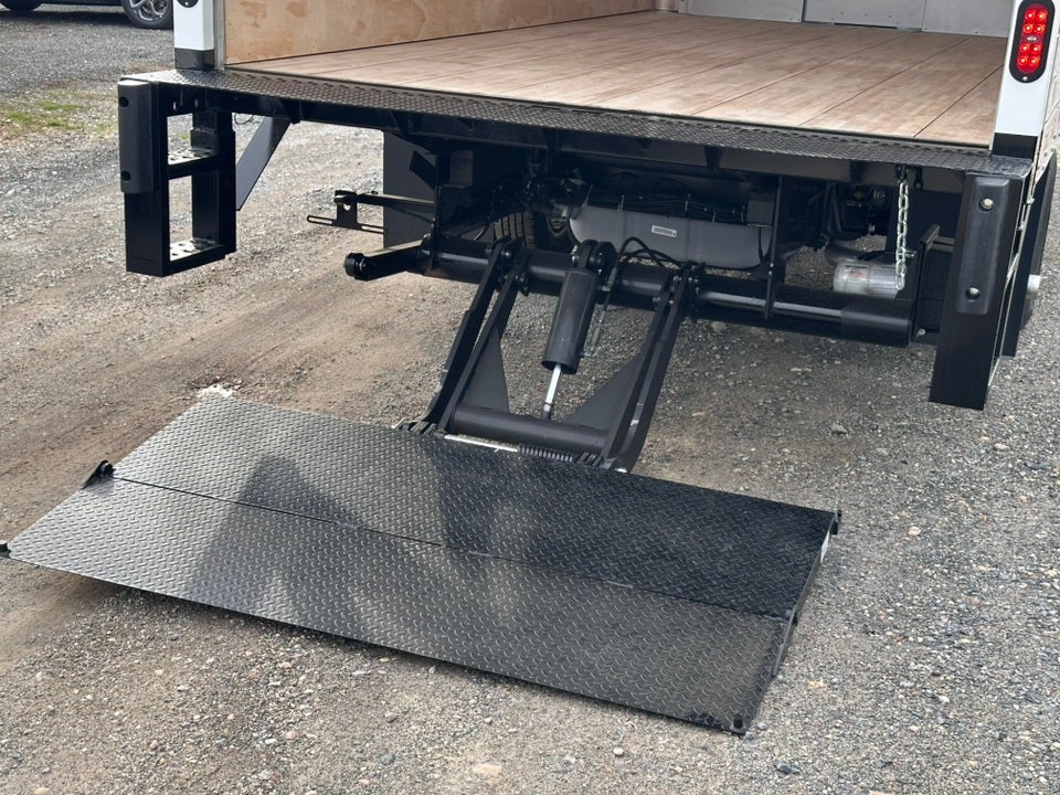 2026 Ford E-350SD Morgan Box Truck