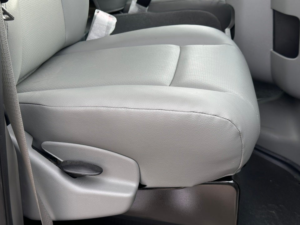 2026 Ford E-350SD Morgan Box Truck