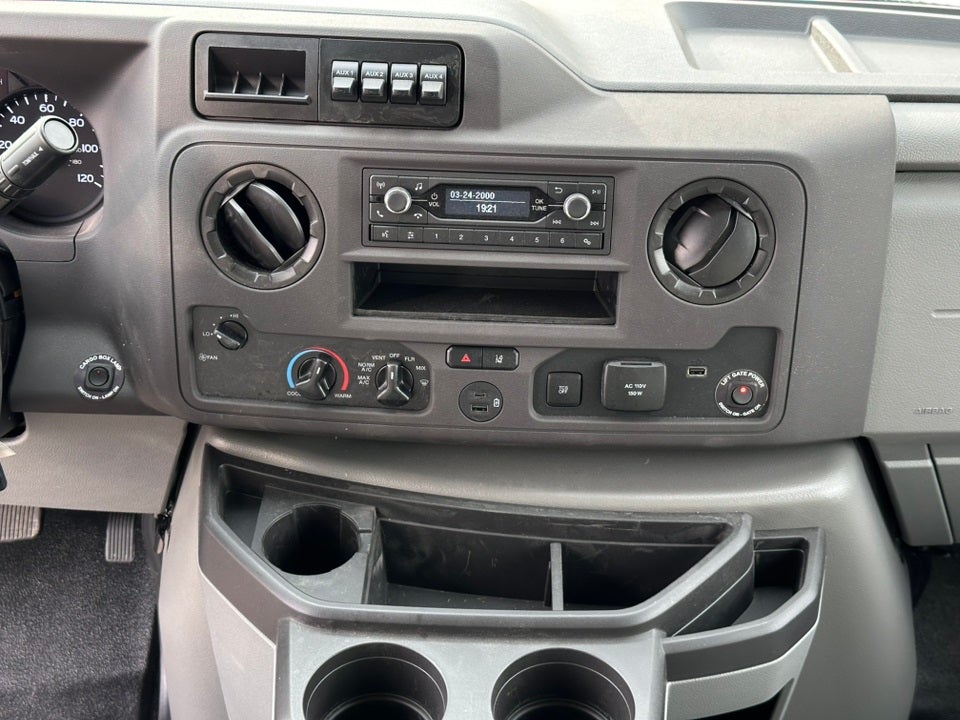 2026 Ford E-350SD Morgan Box Truck